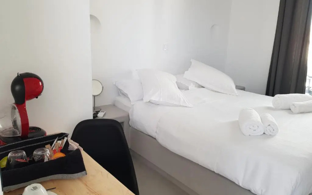 Piperaki Project Paros