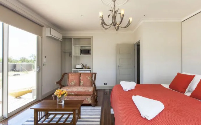Aurora Manor Rooms