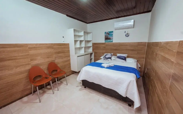 Casa c 4 su tes Piscina Churrasqueira e Garagem