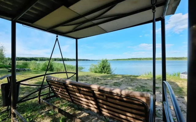 Guest house Ura Seliger