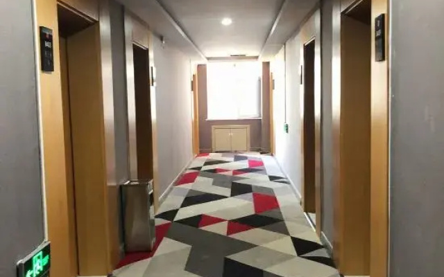 Shankee Hotel (Yanggu Railway Station Qinghe East Road)(尚客优酒店(阳谷火车站清河东路店))