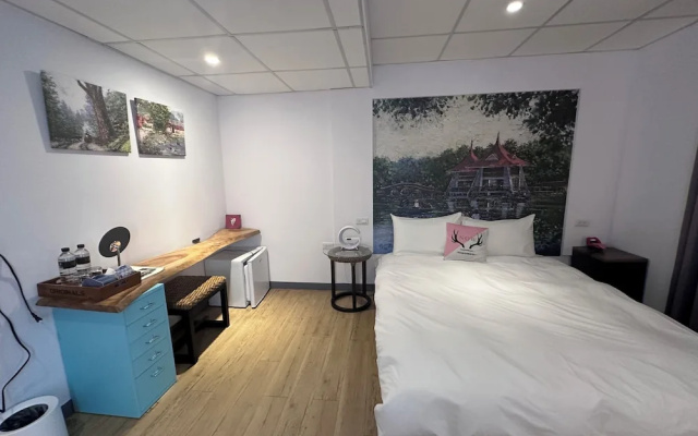 Arthome Hotel