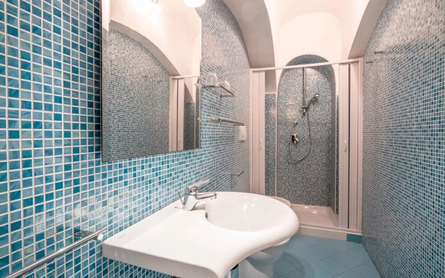 Beautiful Apartment in Peschici With Wifi and 2 Bedrooms