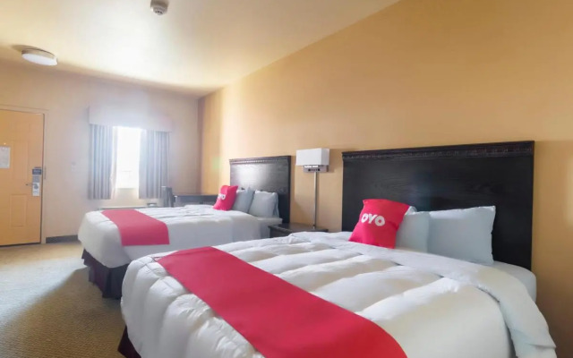 OYO Hotel Valley View TX, I-35