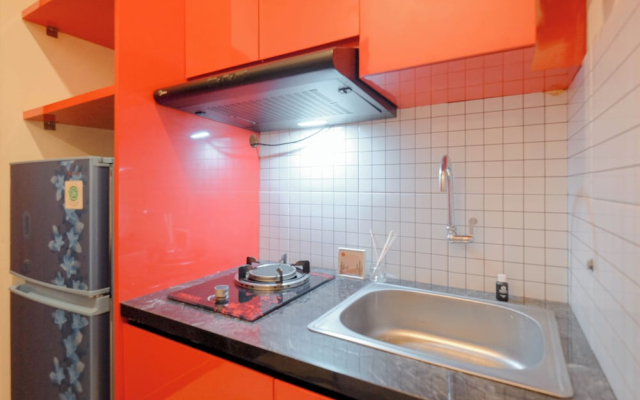 Minimalist Studio Room Grand Kamala Lagoon Apartment