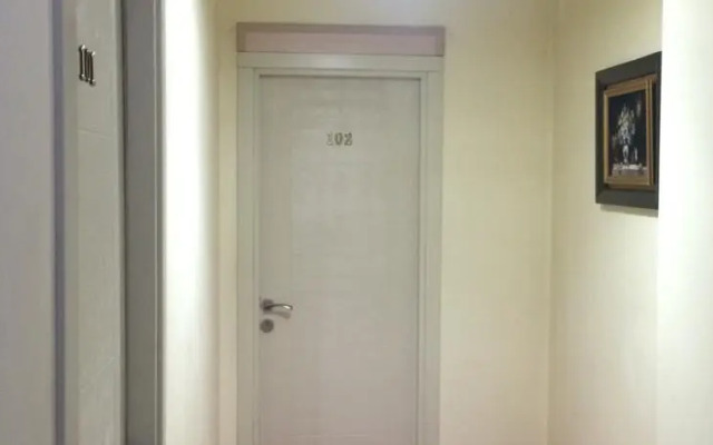 Corner House