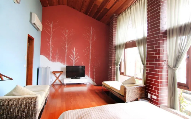 T. F. G Homestay