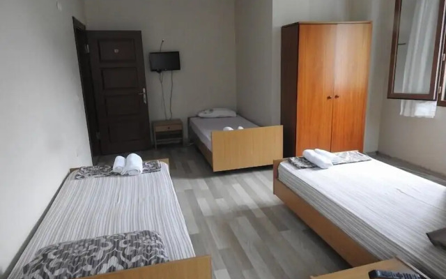 Livadi Hotel