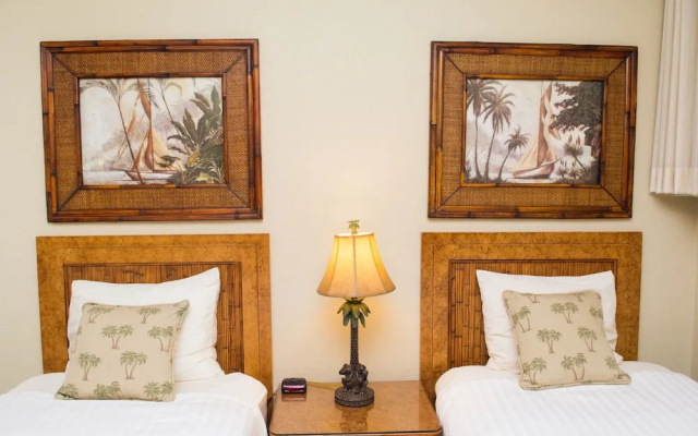 Kaanapali Shores 161 2 Bedroom Condo by RedAwning
