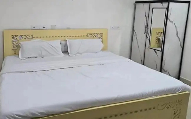 Fabhotel Moon Stay Inn