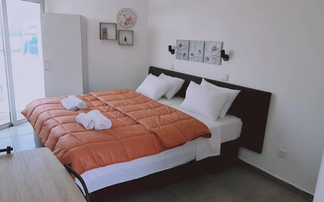 100 AN - Napa Living 38