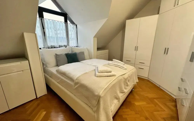 Charming City Loft Apartment With Free Parking