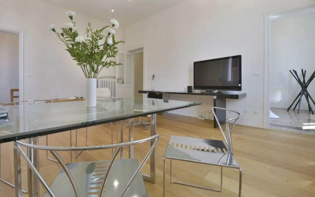 Central Design Apartment