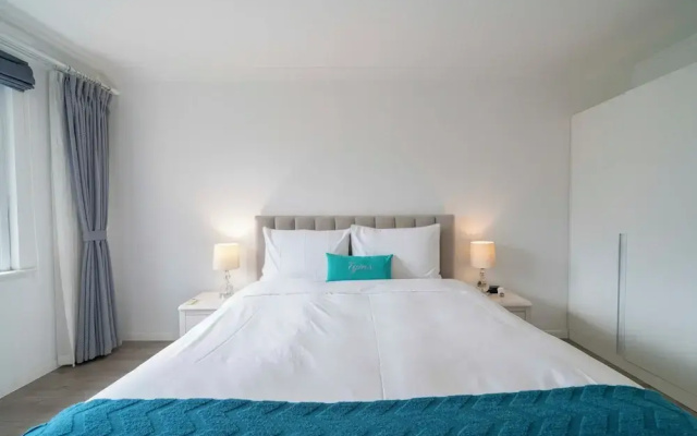 Tyms  Xujiahui  Prime 2BR APTGarden