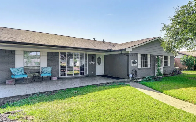 Texas Home w/ Yard: 2 Mi to Prairie Creek Park