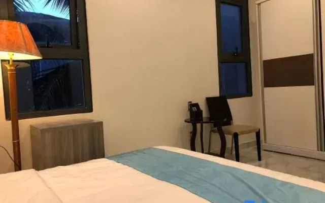 Longs Beach House Hồ Tràm - Beachfront Sea View Villa