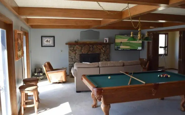 Windmill Inn LLC