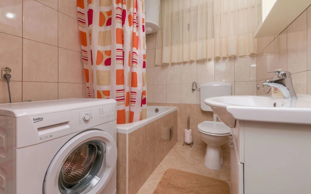 Apartment Proti