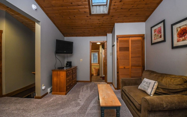 Hideaway by Taylor Made Deep Creek
