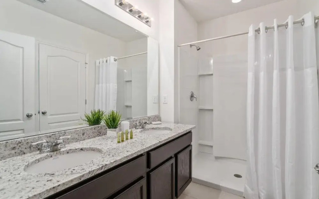 5284oba- Solterra Resort
