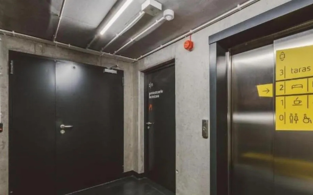 Hotel 17 Rooms