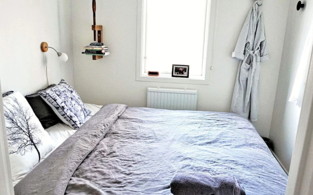 3 Person Holiday Home in Hok
