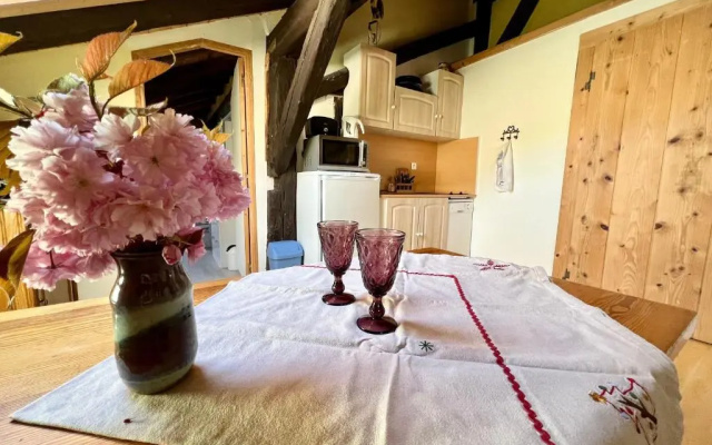 Appartement Le Menil, 1 pièce, 2 personnes - FR-1-589-164