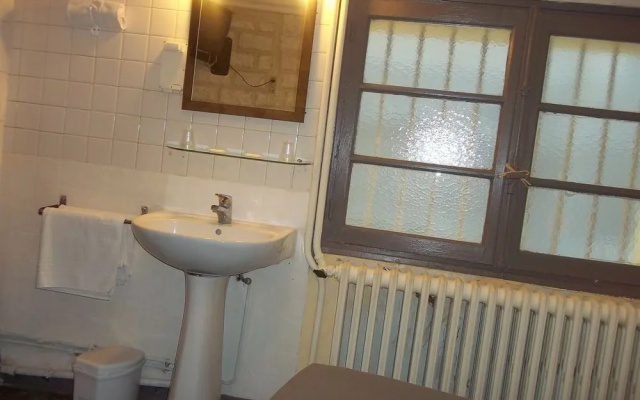 Hotel Innova Cardabella