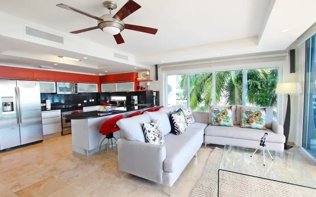 Stunning Beachfront 2-Bed Condo with Pool - Ocean One 204 by BSL Rentals
