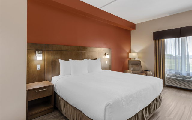 Best Western Plus Winnipeg West