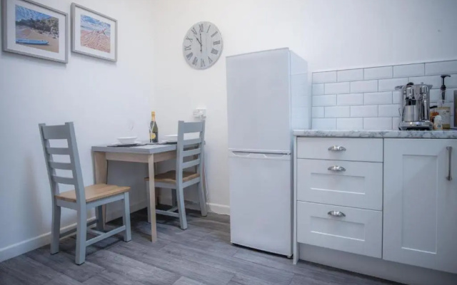 Cariad Llyyad Y Dydd - 1 Bedroom Apartment - Tenby