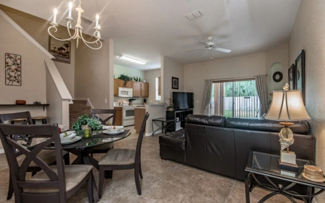 2714ca 4 Bedroom Townhouse