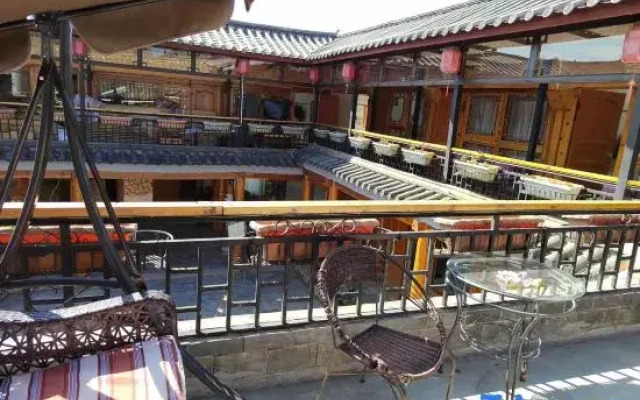 Lijiang Snow Sight Inn