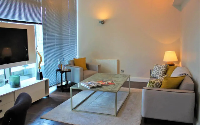 Penthouse In Old Street By Mysquare