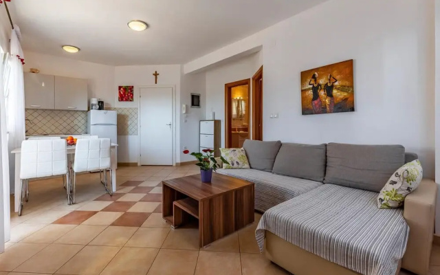 Amazing Apartment in Medulin With 1 Bedrooms and Wifi