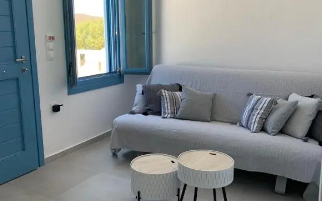 Studio on the beach, Leivadakia, Serifos