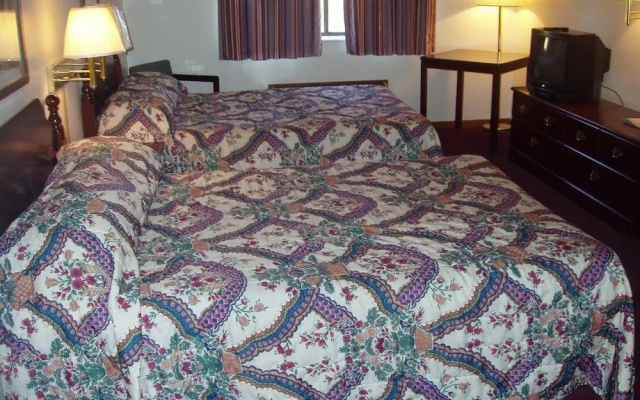 Westbridge Inn & Suites