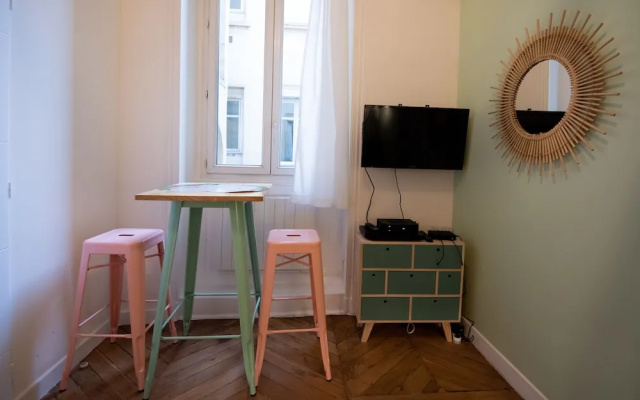 Mezza y Pastel Proche Vieux Lyon