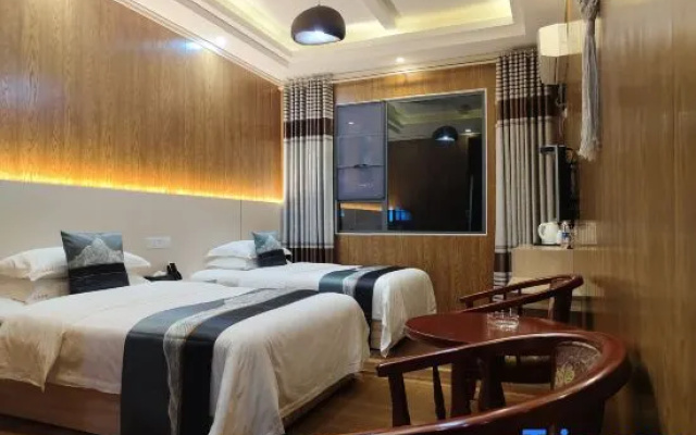 Lecheng Hotel