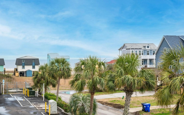 Ocean Walk by Oak Island Accommodations