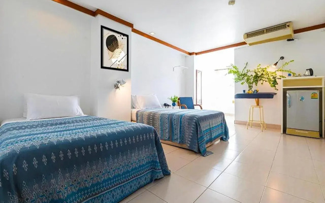 Collection O Howard Square Boutique Hotel