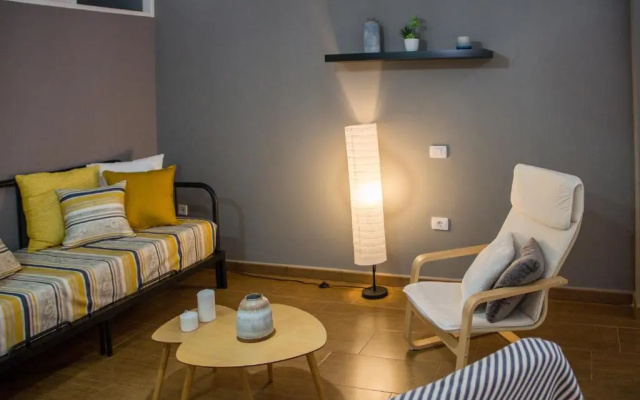 Acogedor apartamento con vista al mar.
