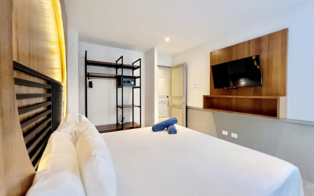 Centric condo by Casago