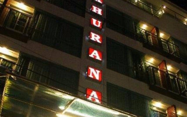 Отель Khurana Inn Таиланд, Бангкок - 1 отзыв об отеле, цены и фото номеров - забронировать отель Khurana Inn онлайн вид на фасад
