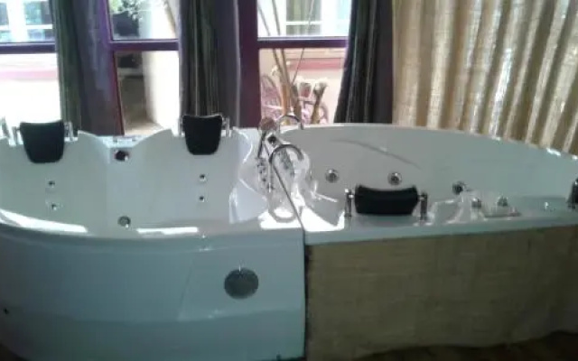 Bamboo Lodge Spa