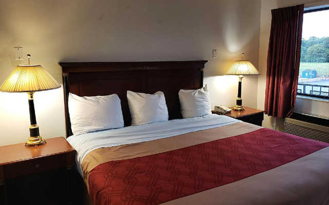 Carbondale Value Inn & Suites