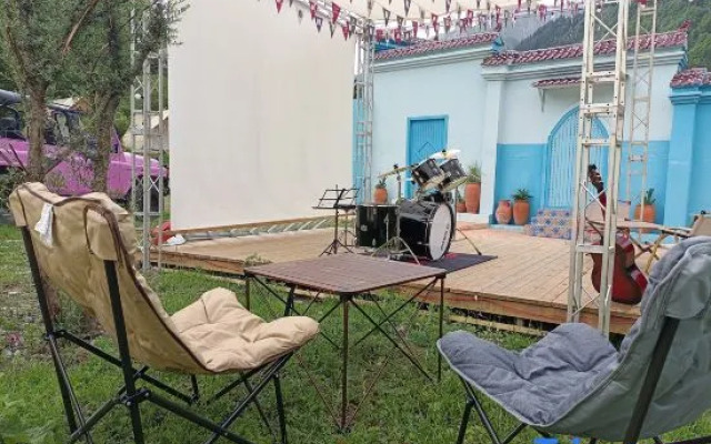 Ganhaizi Forest Camp