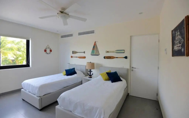 Deluxe Suite Beachside, Private Beach Club and Golf