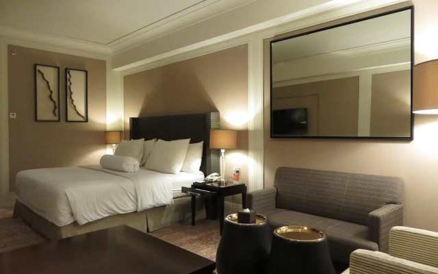 I Hotel Batam