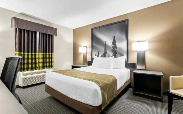 Super 8 by Wyndham Prince Albert